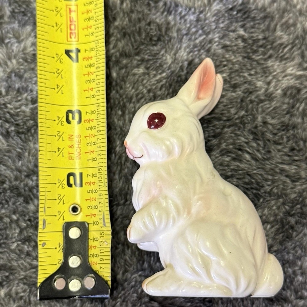 Norcrest Porcelain Rabbit Figurine - Picture 9 of 9